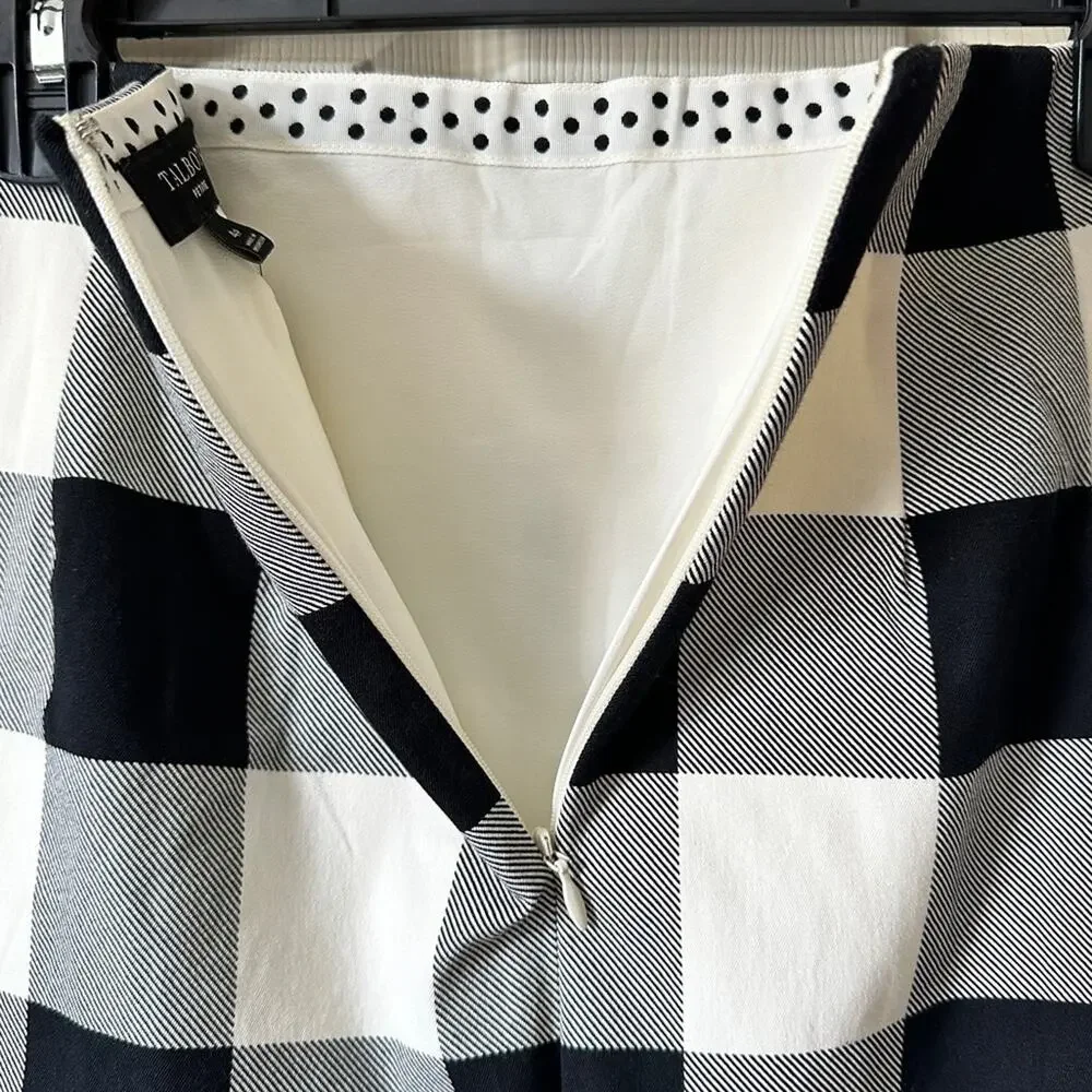 New Talbots Buffalo Plaid Pencil Skirt size 4‎ Petite - Picture 3 of 6